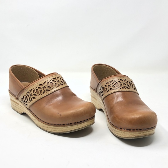 dansko cloth clogs